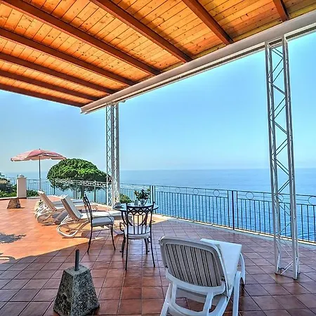 Sleeps 4 Air Con Wifi * Praiano